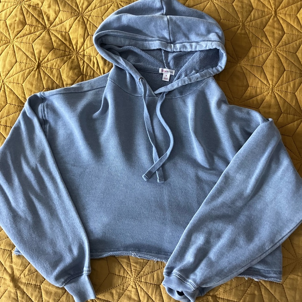 Used Juniors Flirtitude Active Cropped Sweater